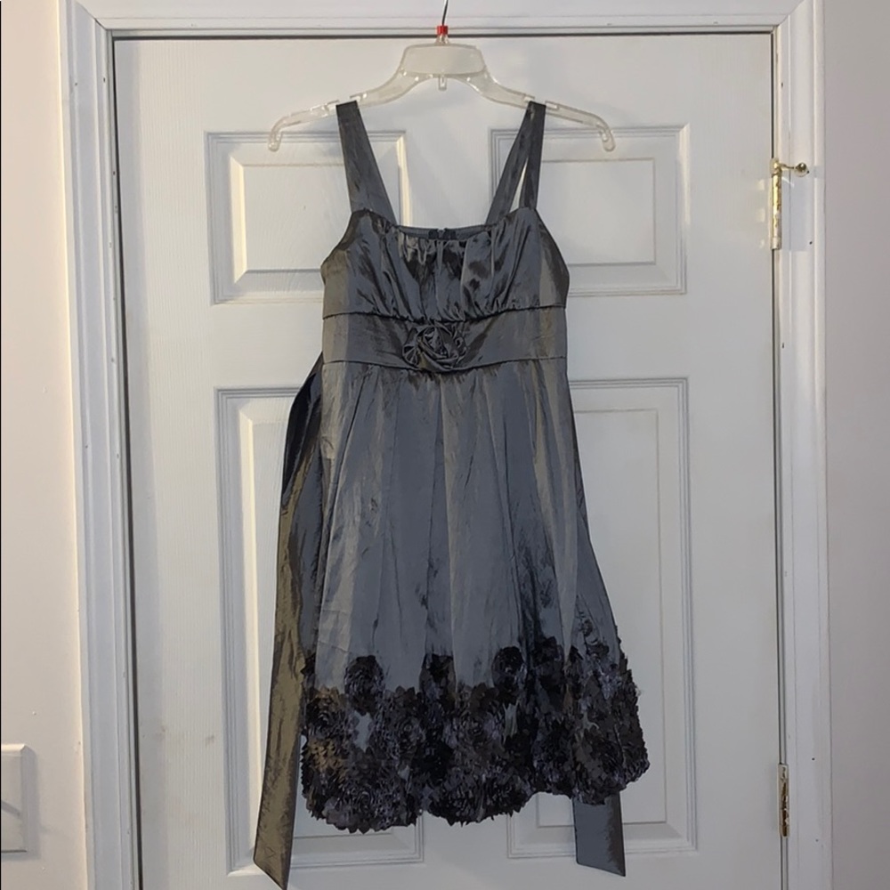 Beautiful Junior Bridesmaid dress!